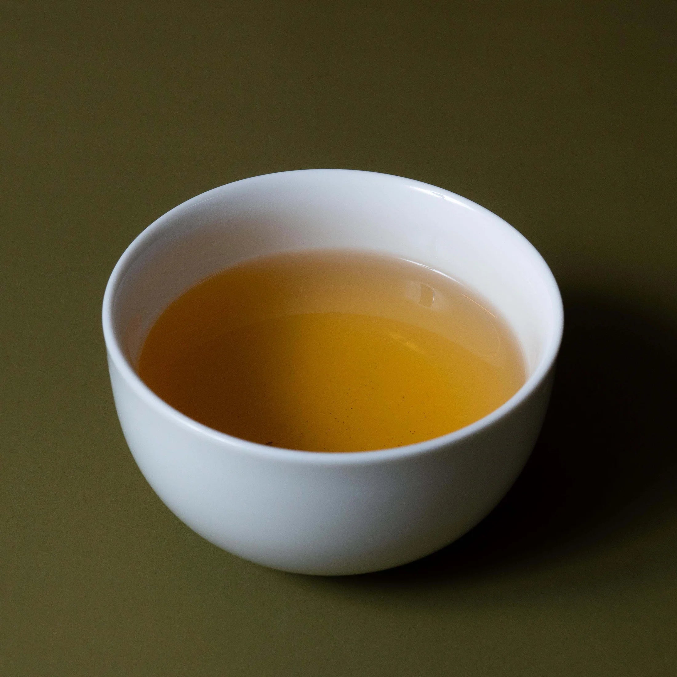 Varm grøn te i kop - Coconut Green te fra Monteaco